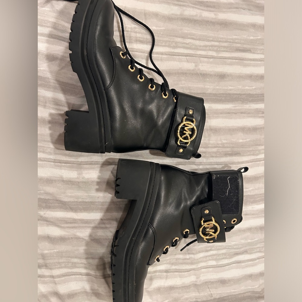 MK combat boots! Black and gold